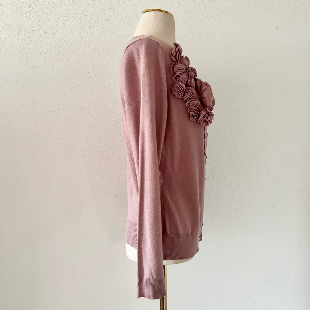 NY&Co Lavender V-Neck Knit Cardigan w/ Floral Appliqué Details Women's sz Medium - Picture 4 of 7